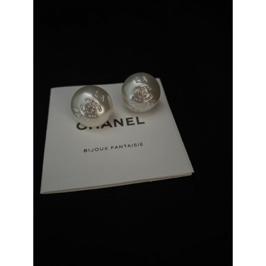 Adult-like atmosphere 2022 CHANEL Chanel earrings Adult-like atmosphere 2022 CHANEL Chanel earrings