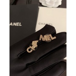 Classic design 2022 CHANEL Chanel earrings