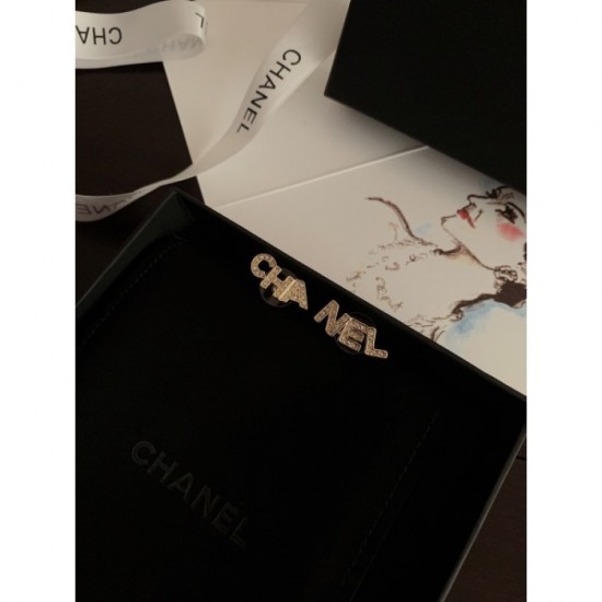 Classic design 2022 CHANEL Chanel earrings Classic design 2022 CHANEL Chanel earrings