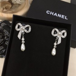 Limited sale in spring and summer! 2022 CHANEL Chanel earrings