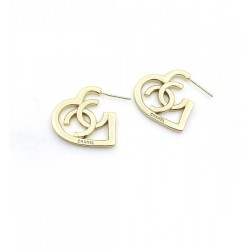It's cool 2022 CHANEL Chanel earrings