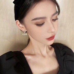 Luxury feeling UP! 2022 CHANEL Chanel earrings