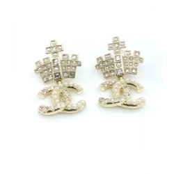 Items published in magazines 2022 CHANEL Chanel earrings