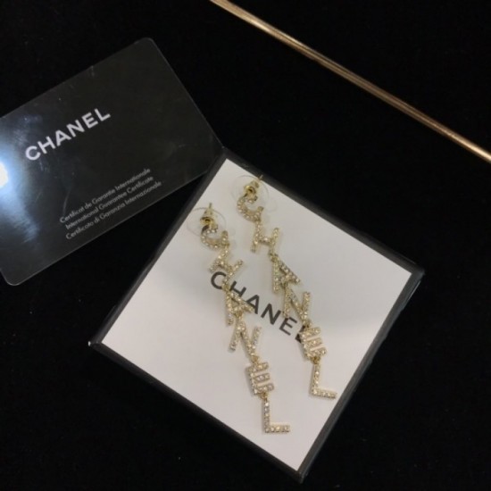 Now the attention is rising 2022 CHANEL Chanel earrings Now the attention is rising 2022 CHANEL Chanel earrings