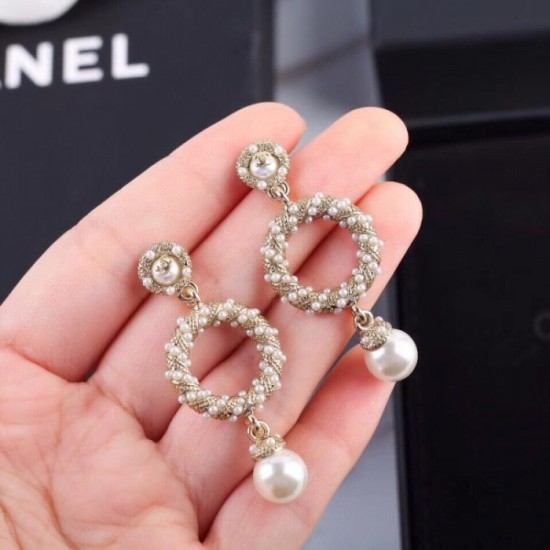 Trendy item 2022 CHANEL Chanel earrings Trendy item 2022 CHANEL Chanel earrings