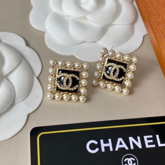 Relaxing 2022 CHANEL Chanel Earrings Relaxing 2022 CHANEL Chanel Earrings