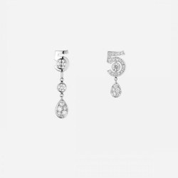 Favorite design 2022 CHANEL Chanel earrings