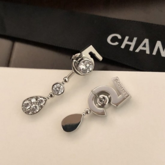 Favorite design 2022 CHANEL Chanel earrings Favorite design 2022 CHANEL Chanel earrings
