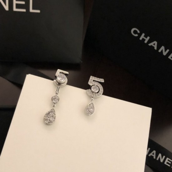 Favorite design 2022 CHANEL Chanel earrings Favorite design 2022 CHANEL Chanel earrings