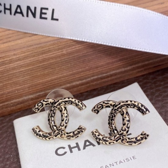 Calm 2022 CHANEL Chanel earrings Calm 2022 CHANEL Chanel earrings