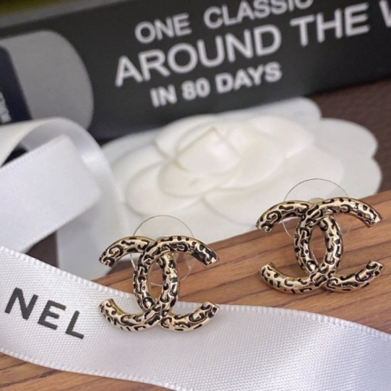 Calm 2022 CHANEL Chanel earrings Calm 2022 CHANEL Chanel earrings