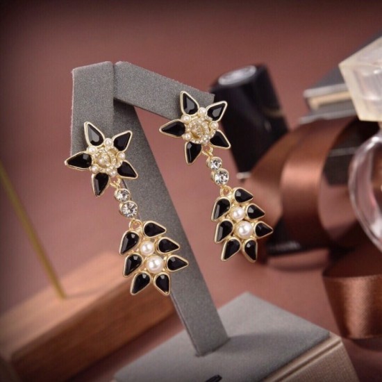 2022 CHANEL Chanel earrings 2022 CHANEL Chanel earrings