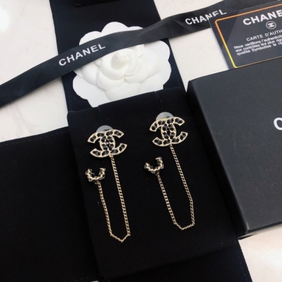 It's cool 2022 CHANEL Chanel earrings It's cool 2022 CHANEL Chanel earrings