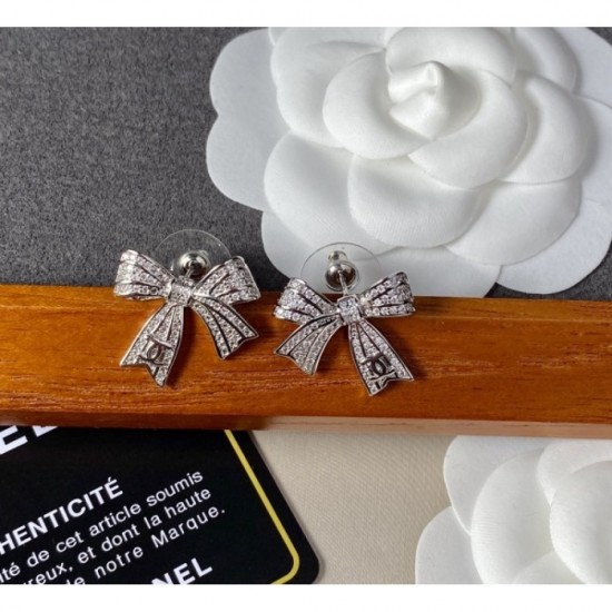 Attractive new 2022 CHANEL Chanel earrings Attractive new 2022 CHANEL Chanel earrings