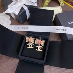 Cute atmosphere 2022 CHANEL Chanel earrings