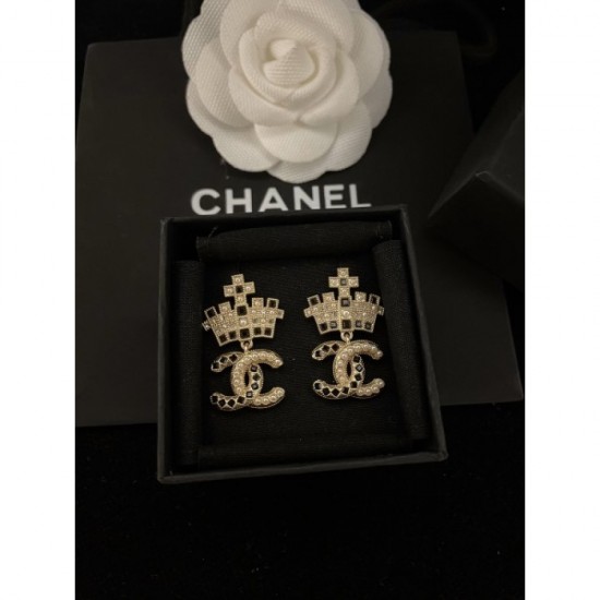 Cute impression 2022 CHANEL Chanel earrings Cute impression 2022 CHANEL Chanel earrings