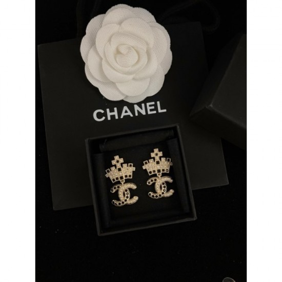 Cute impression 2022 CHANEL Chanel earrings Cute impression 2022 CHANEL Chanel earrings