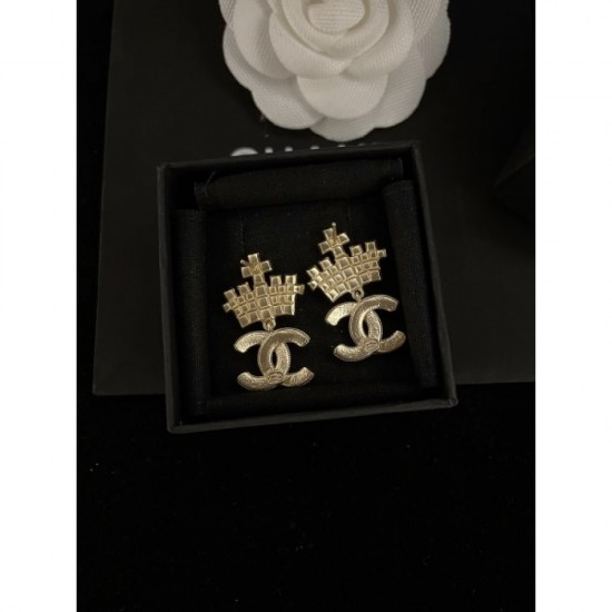 Cute impression 2022 CHANEL Chanel earrings Cute impression 2022 CHANEL Chanel earrings