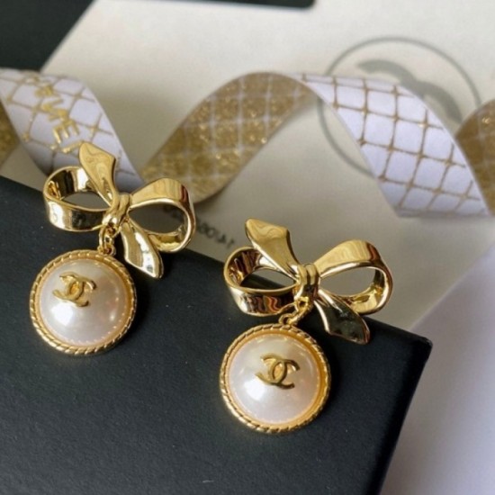 Fashionable degree up 2022 CHANEL Chanel earrings Fashionable degree up 2022 CHANEL Chanel earrings