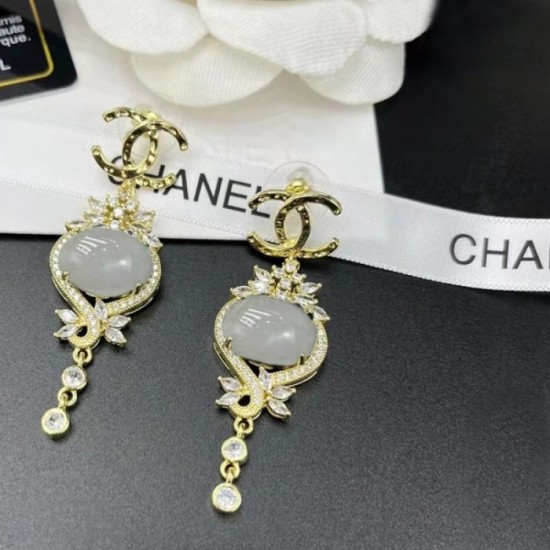 Outing style 2022 CHANEL Chanel earrings Outing style 2022 CHANEL Chanel earrings