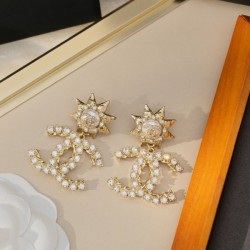 Nice design 2022 CHANEL Chanel earrings