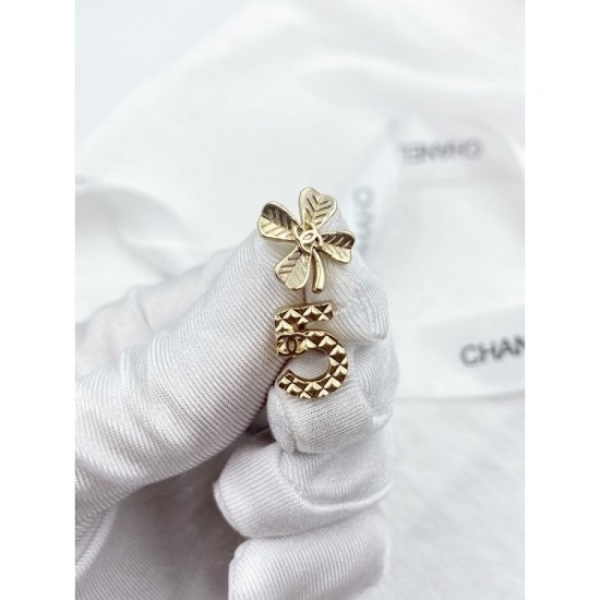 Advantageous item 2022 CHANEL Chanel earrings Advantageous item 2022 CHANEL Chanel earrings