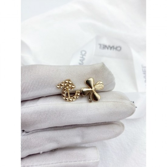 Advantageous item 2022 CHANEL Chanel earrings Advantageous item 2022 CHANEL Chanel earrings