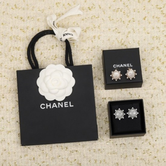 Spring Summer Fashion 2022 CHANEL Chanel Earrings Spring Summer Fashion 2022 CHANEL Chanel Earrings