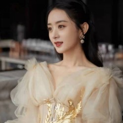 Overwhelming popularity 2022 CHANEL Chanel earrings