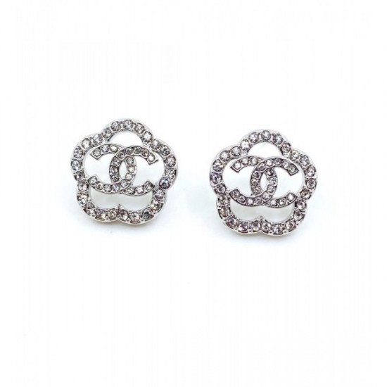 Explosive popularity 2022 CHANEL Chanel earrings Explosive popularity 2022 CHANEL Chanel earrings