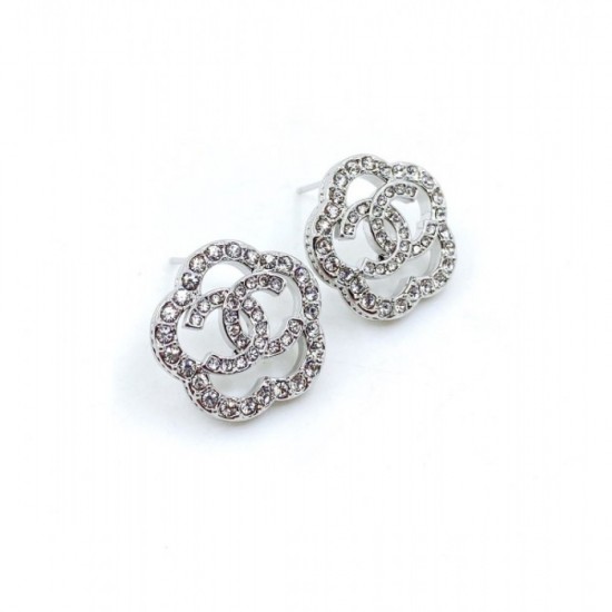 Explosive popularity 2022 CHANEL Chanel earrings Explosive popularity 2022 CHANEL Chanel earrings