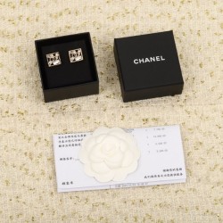 Keep an eye on the autumn new work CHANEL Chanel 2022AW Earrings