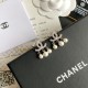 A must-see for fans in the fall and winter new CHANEL Chanel 2022AW earrings A must-see for fans in the fall and winter new CHANEL Chanel 2022AW earrings