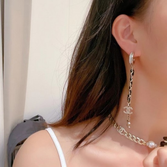 This season's recommended topical CHANEL Chanel 2022AW earrings This season's recommended topical CHANEL Chanel 2022AW earrings