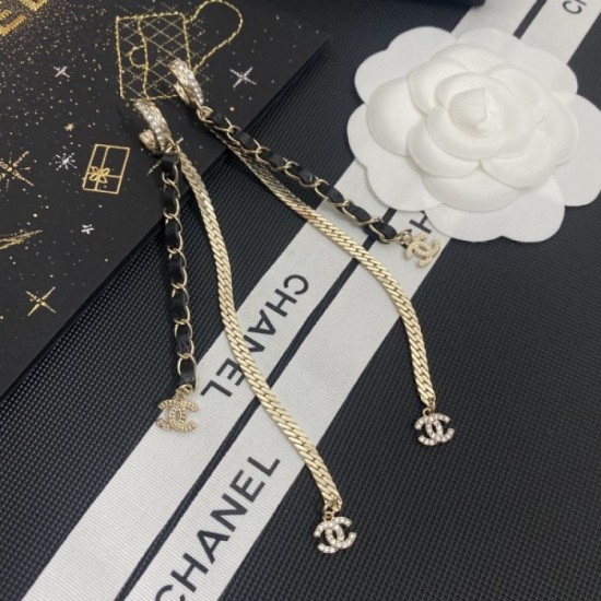This season's recommended topical CHANEL Chanel 2022AW earrings This season's recommended topical CHANEL Chanel 2022AW earrings