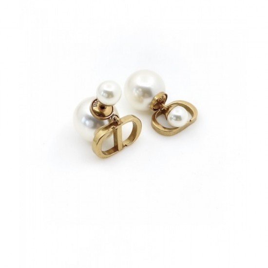 Must-have item new arrival CHANEL Chanel 2022AW earrings Must-have item new arrival CHANEL Chanel 2022AW earrings