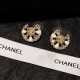 A must-see for fans in the fall and winter new CHANEL Chanel 2022AW earrings A must-see for fans in the fall and winter new CHANEL Chanel 2022AW earrings