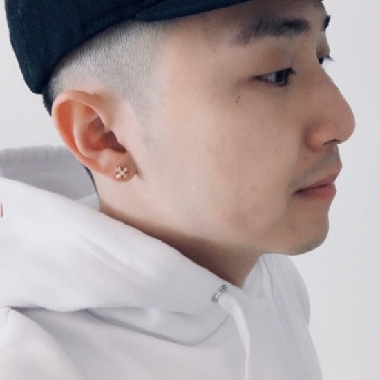 2022SS CHROME HEARTS CHROME HEARTS attention point earrings 2022SS CHROME HEARTS CHROME HEARTS attention point earrings