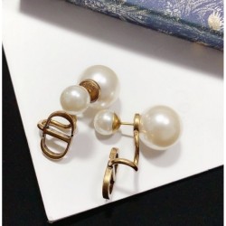Latest collaboration sold out 2022 DIOR Dior earrings