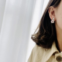 Dare to see through style 2022 DIOR Dior earrings