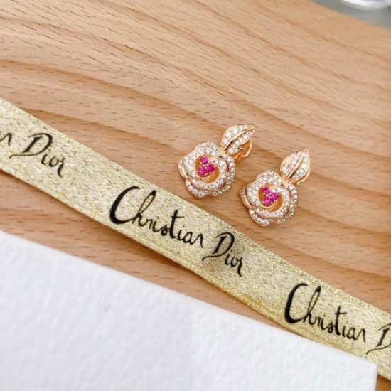 Immediate delivery New Spring / Summer 2022 DIOR Dior earrings Immediate delivery New Spring / Summer 2022 DIOR Dior earrings