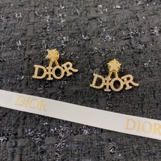 Explosive popularity restock 2022 DIOR Dior earrings Explosive popularity restock 2022 DIOR Dior earrings