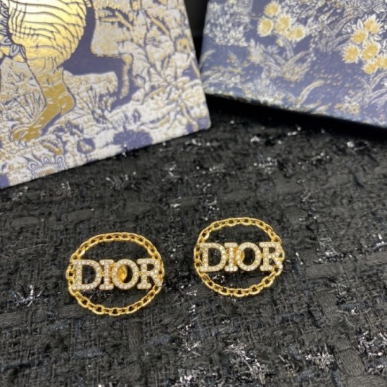 Super bargain popular 2022 DIOR Dior earrings Super bargain popular 2022 DIOR Dior earrings