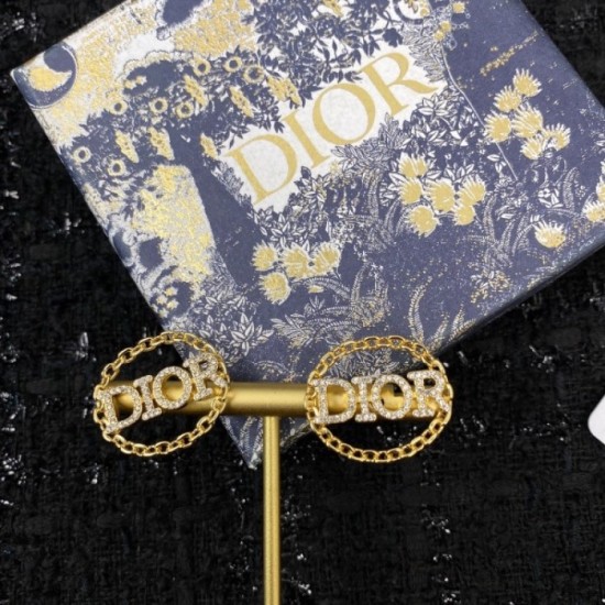 Super bargain popular 2022 DIOR Dior earrings Super bargain popular 2022 DIOR Dior earrings