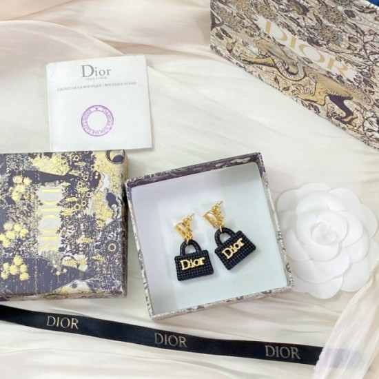 Overseas limited model new 2022 DIOR Dior earrings Overseas limited model new 2022 DIOR Dior earrings