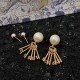 This season's hottest first-class item 2022 DIOR Dior earrings This season's hottest first-class item 2022 DIOR Dior earrings