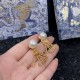 This season's hottest first-class item 2022 DIOR Dior earrings This season's hottest first-class item 2022 DIOR Dior earrings