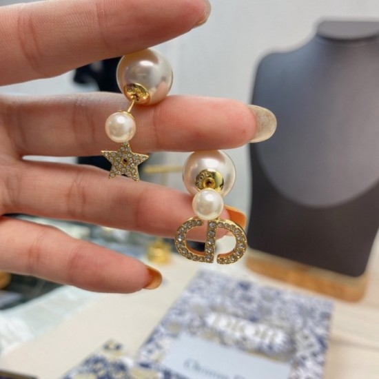 2022 DIOR Dior earrings 2022 DIOR Dior earrings
