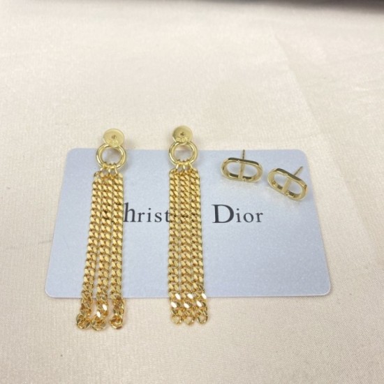 Attention No.1 2022 DIOR Dior earrings Attention No.1 2022 DIOR Dior earrings
