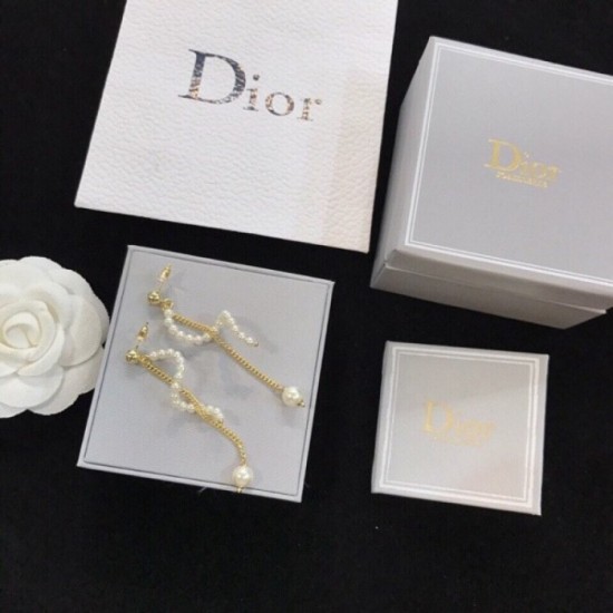 Super classic 2022 DIOR Dior earrings Super classic 2022 DIOR Dior earrings